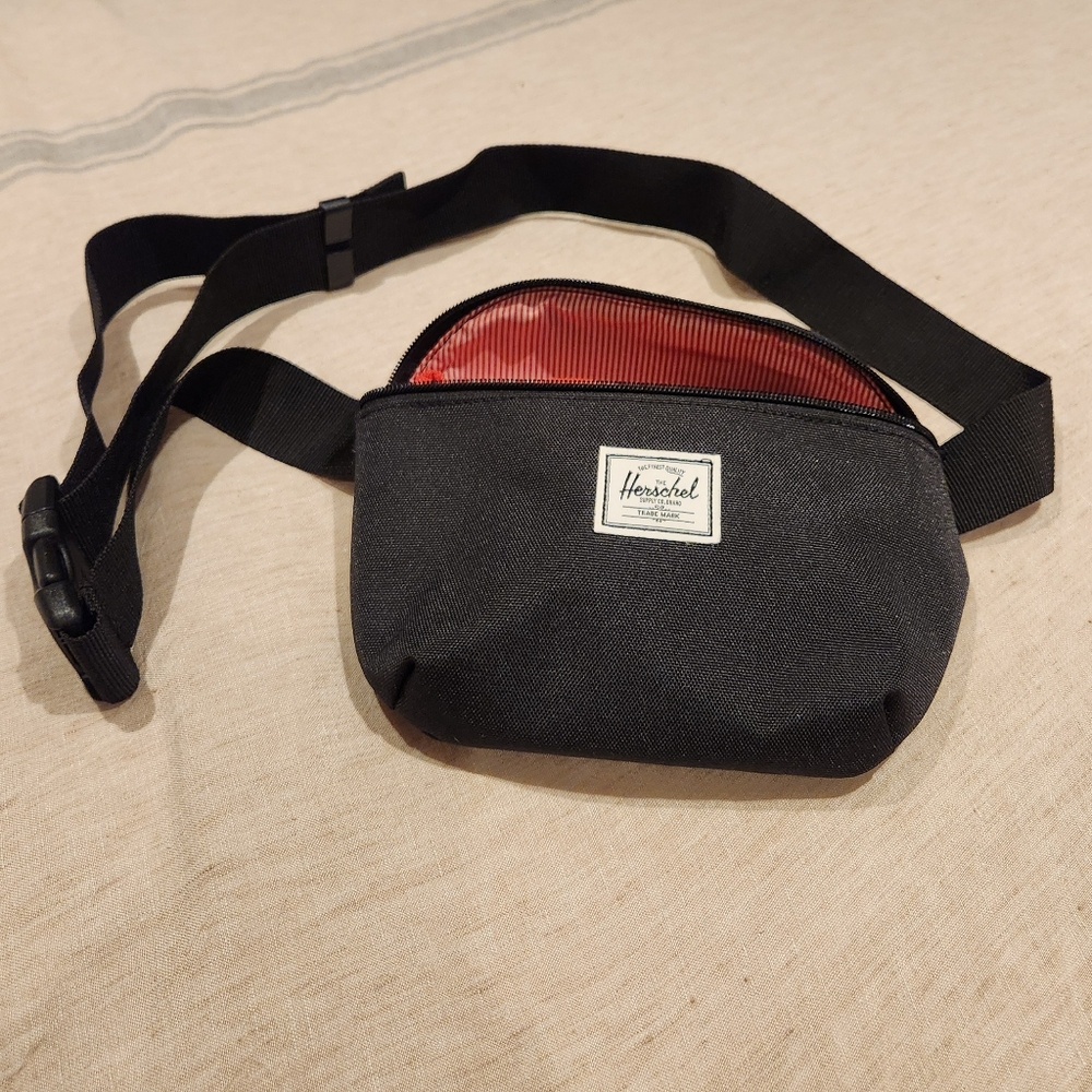 HERSCHEL BAG